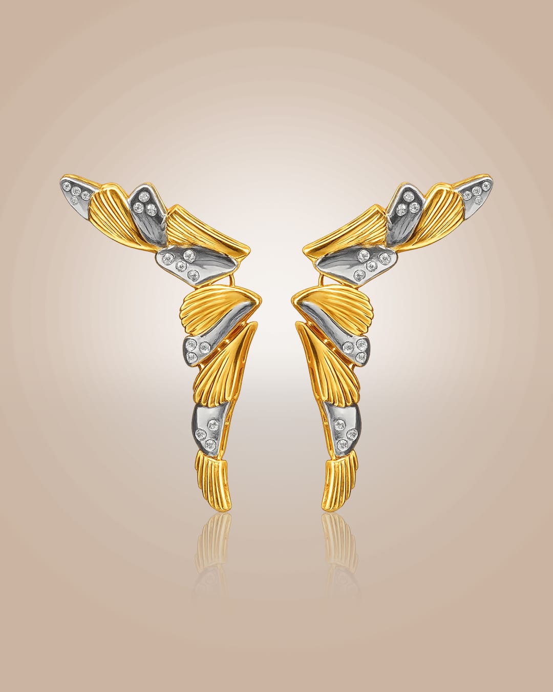 925 silver 22K gold vermeil & rhodium shell earcuff with CZ accents; anti-tarnish, daily wear on warm beige background.